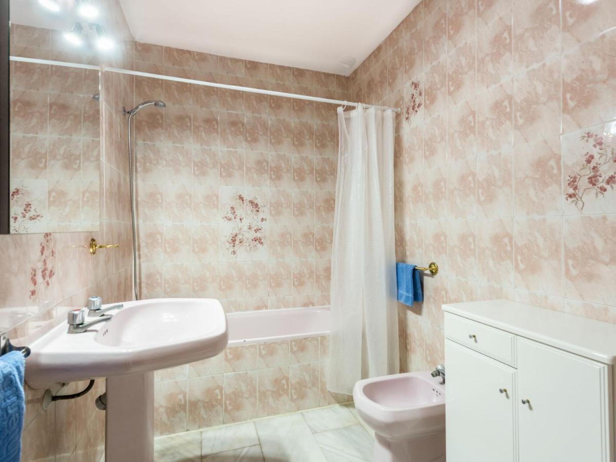 Villa Romeral By Interhome Нерха Екстериор снимка