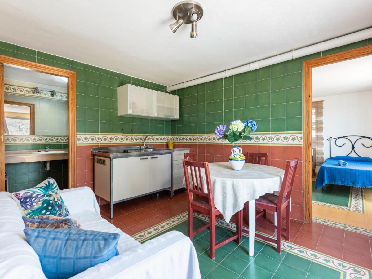 Villa Romeral By Interhome Нерха Екстериор снимка
