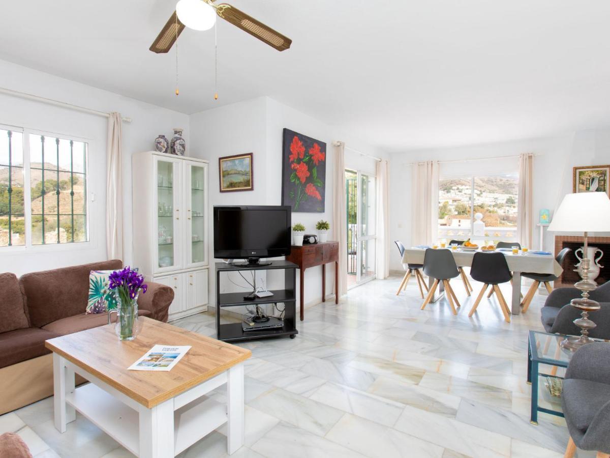 Villa Romeral By Interhome Нерха Екстериор снимка